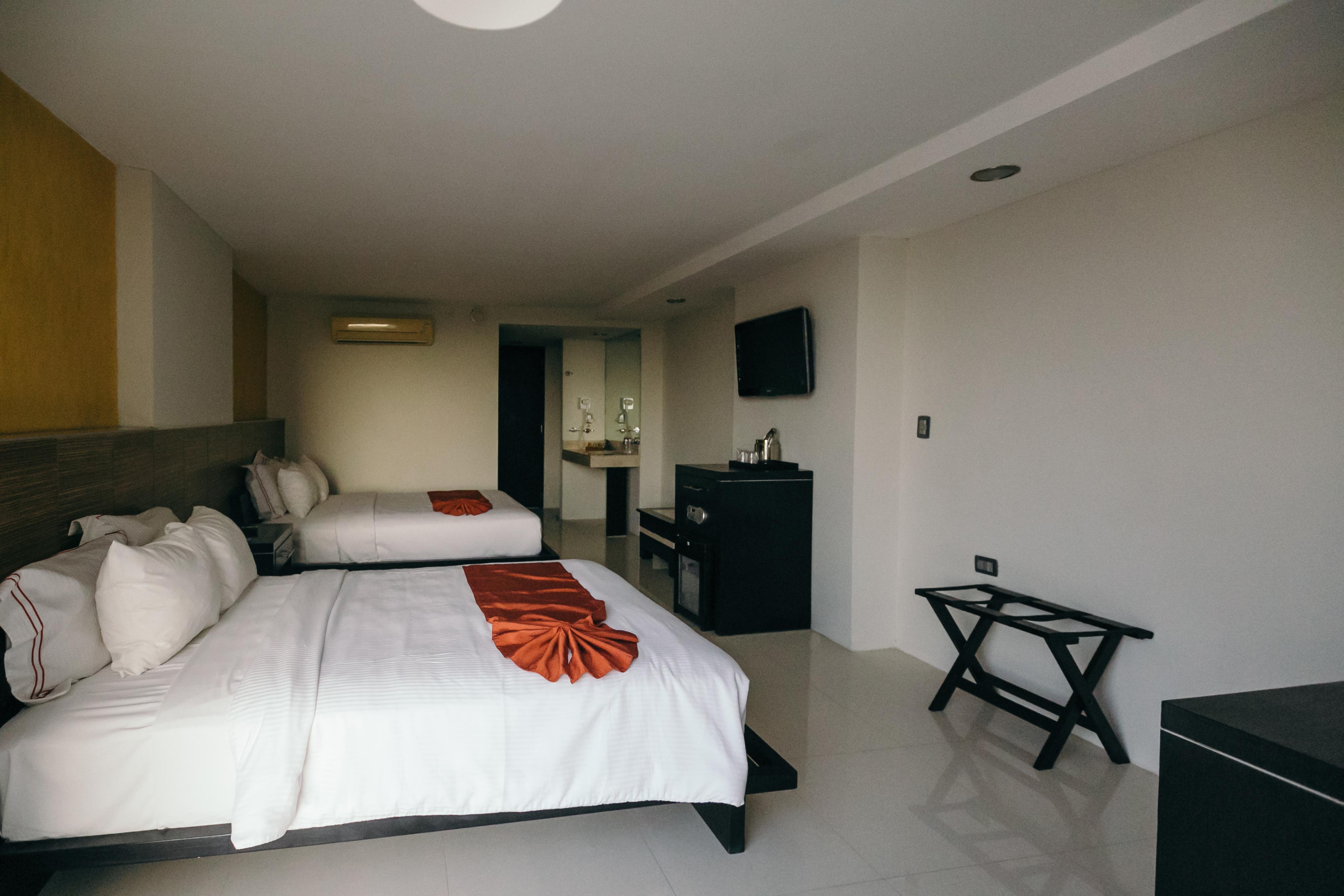 El Espanol Paseo De Montejo 4*